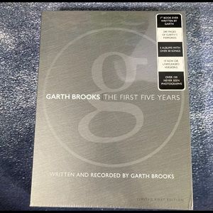 New Garth Brooks The First Five Years Limited First Edition box set  New sealed